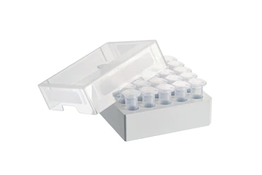 艾本德儲存盒 5 × 5, 可放置 25  個試管，5  mL，4  件，高 64  mm，2.5  英寸，聚丙烯材料，可耐受最低 -86  °C，可高溫高壓滅菌，帶蓋子并具有數(shù)字字母標(biāo)識